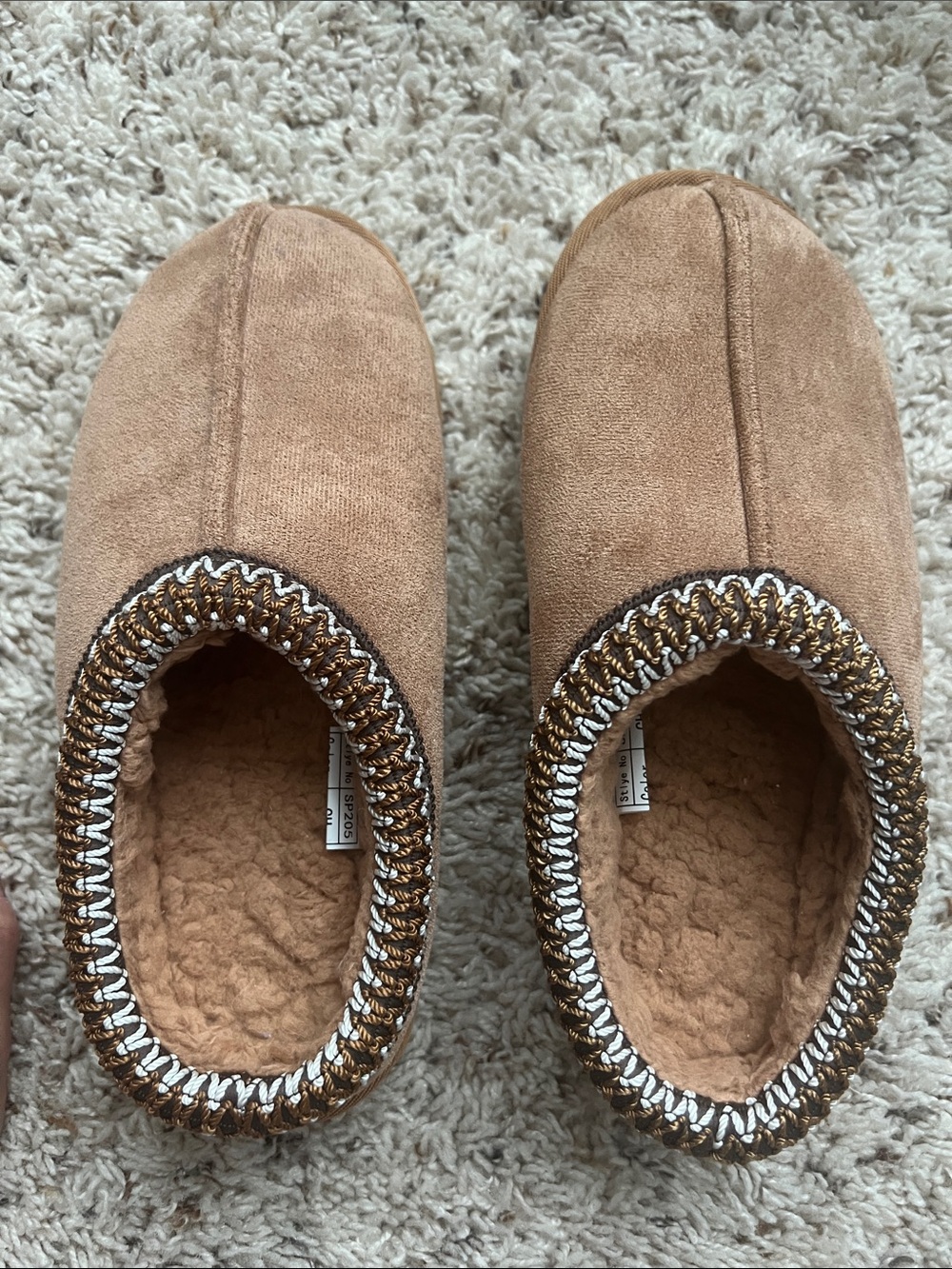 Cozy Tan Sherpa-Lined Slip-On Slippers with Metallic Trim-New never worn